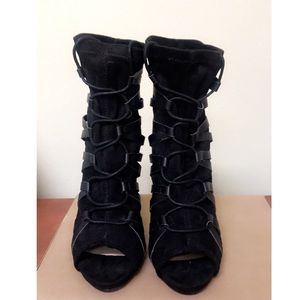 abigail peep toe bootie